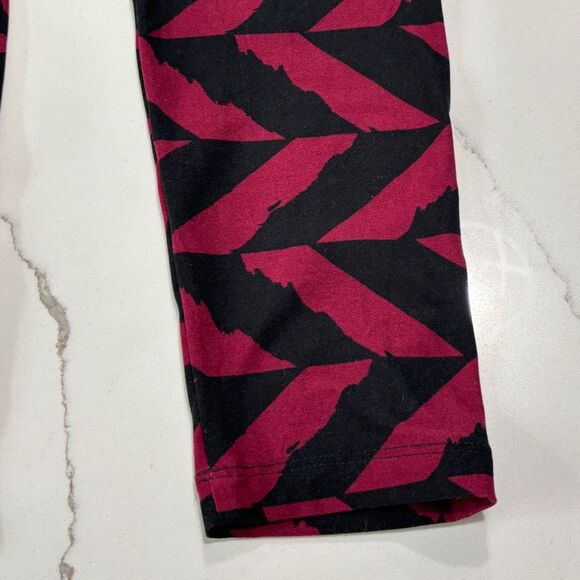 LuLaRoe | Soft Geometric Black Maroon Leggings - Picture 13 of 14